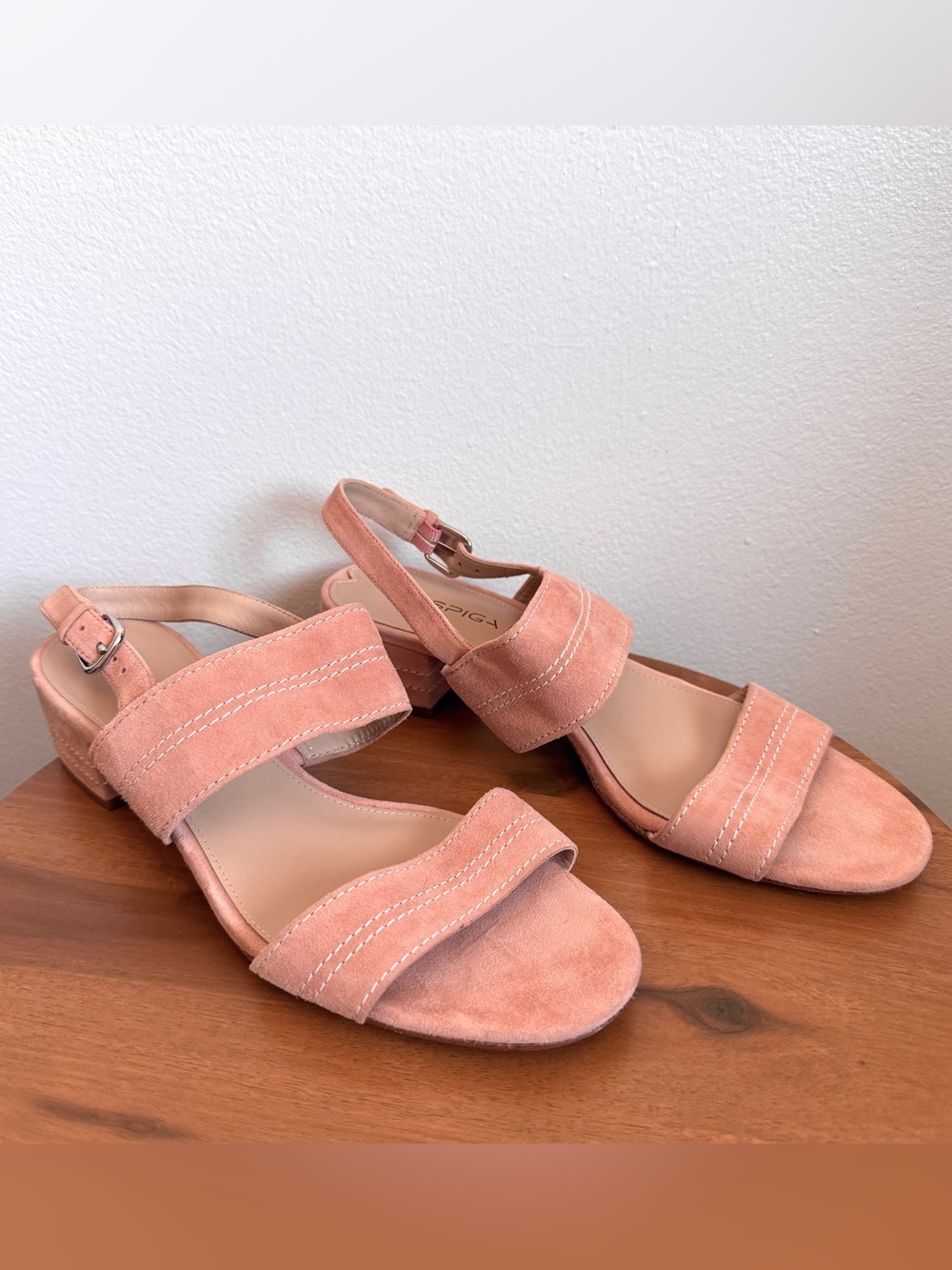 Via Spiga Sz 9 Pink Salmon Suede Block Heel Ankle Strap Sandals